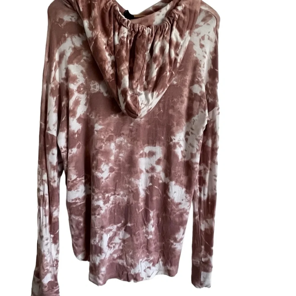 BETSEY JOHNSON Performance Tan White Tie Dye Hoodie sweatshirt very soft & cozy - Picture 3 of 6